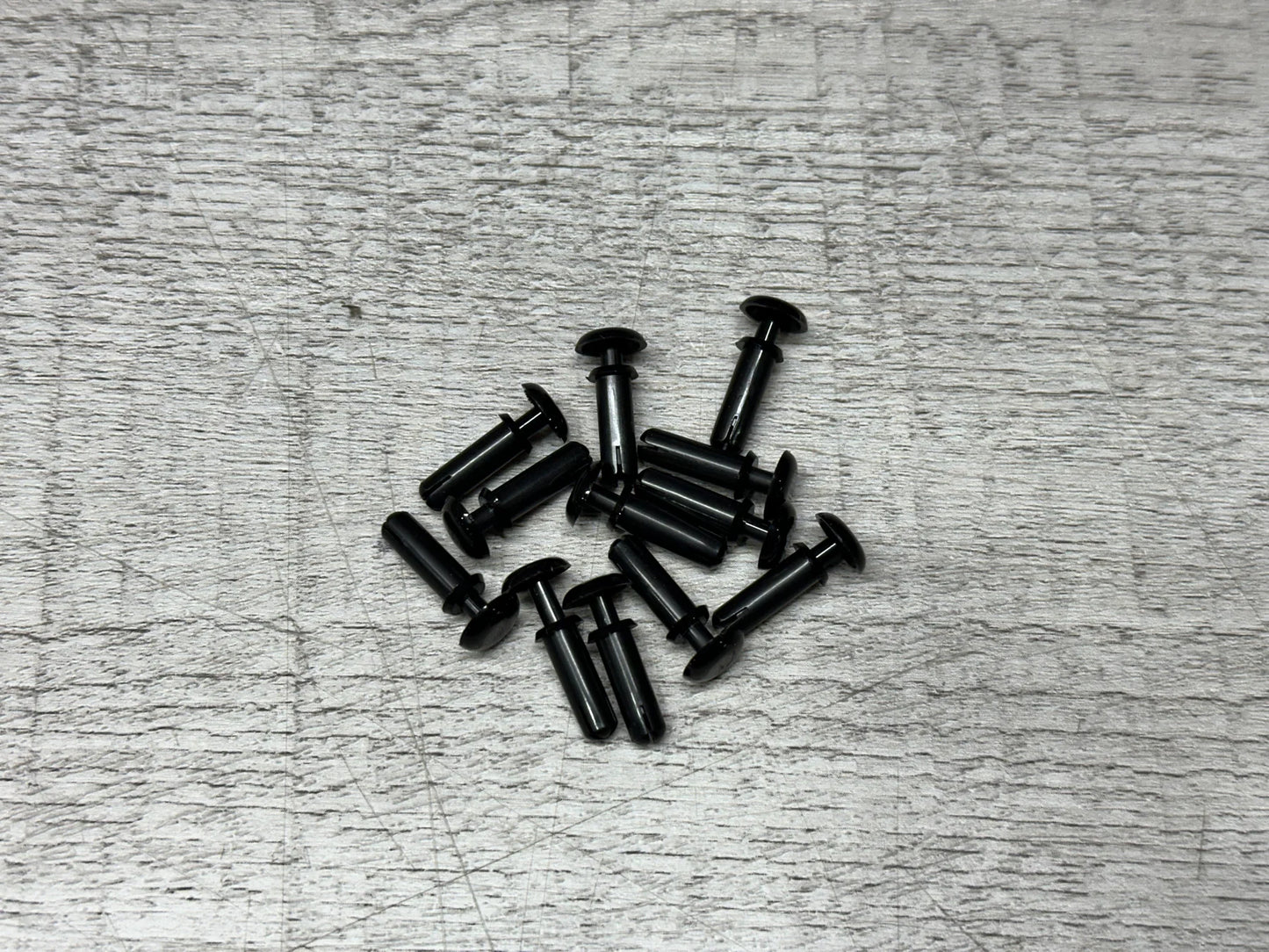 Push Rivets / Shear Pin Pack of 12 **Long**